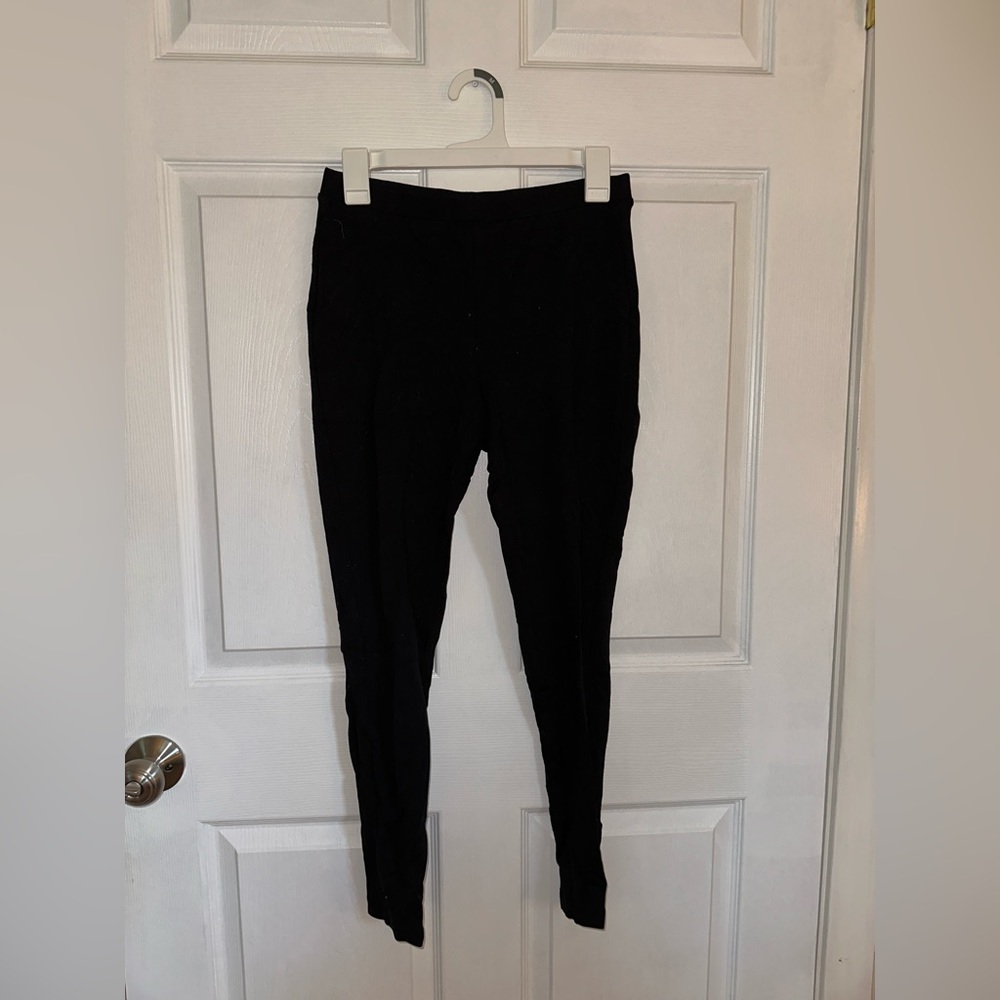 Fabulously slimming by Chicos black leggings